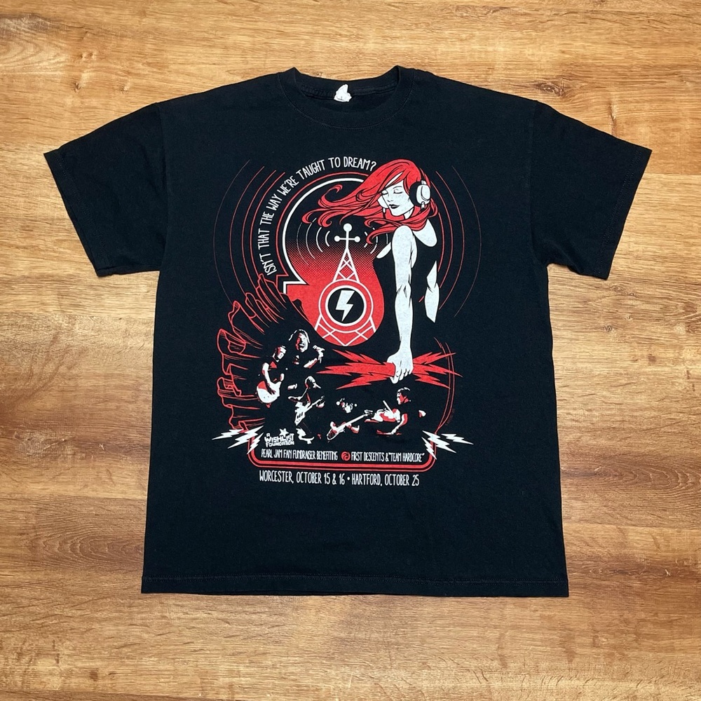 Band tee‎ - Picture 2 of 3